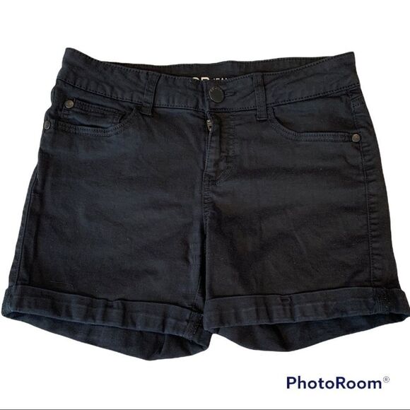 🌼🌼CP  black Jeans shorts🌼🌼 - Picture 1 of 2